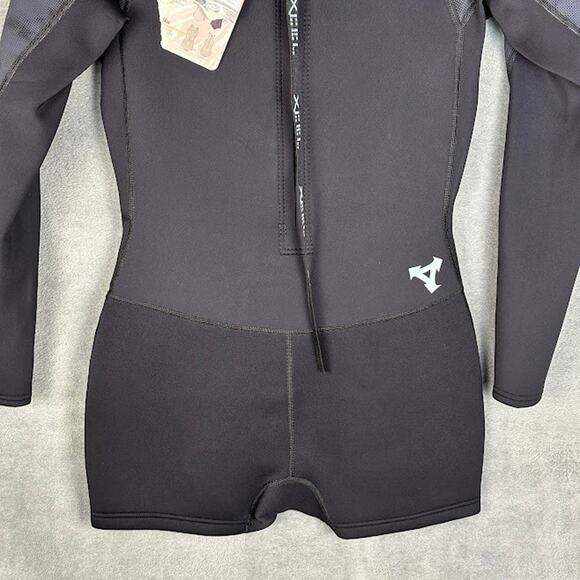 Xcel Wetsuit Womens 10 Black Axis Long Sleeve Back Zip Boy Short Spring 2MM Surf - Picture 5 of 15